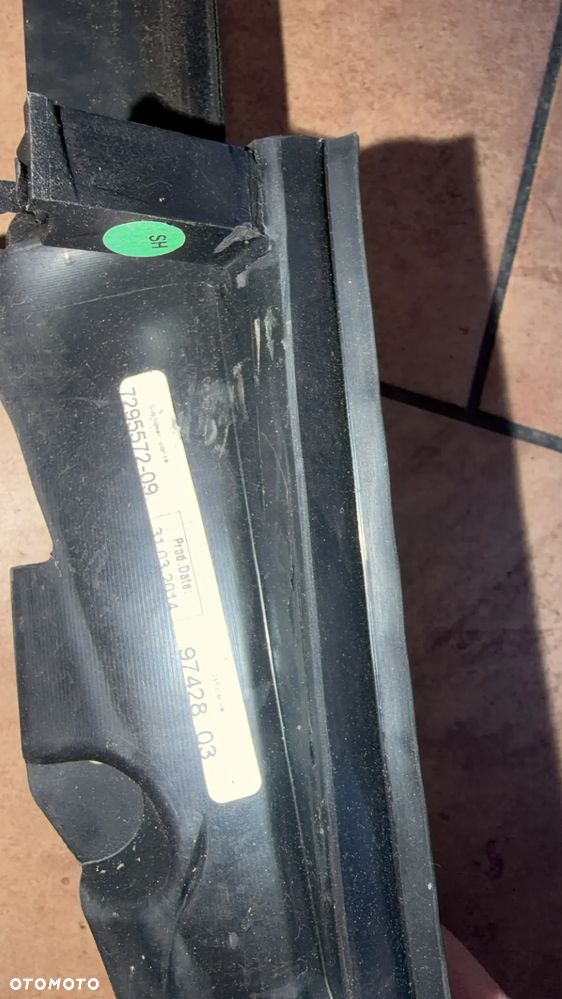LISTWA SZYBY BOCZNEJ BMW F33 KOMPLET - 4