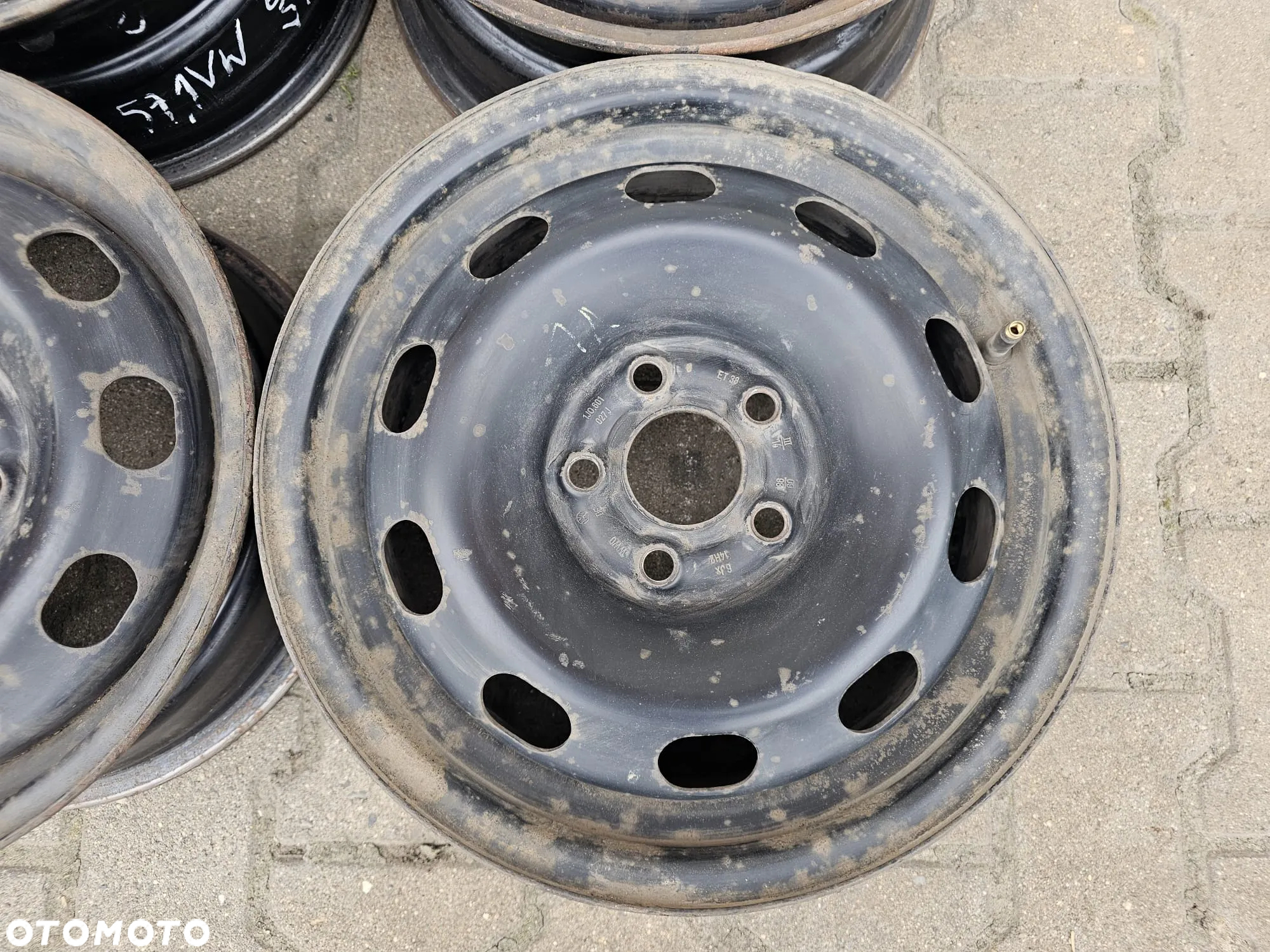 (S41) Felgi stalowe 14'' Volkswagen OE Polo Golf 4 Skoda Rapid Octavia Fabia Audi A1 A3 / 6Jx14 ET38 5x100 - 4