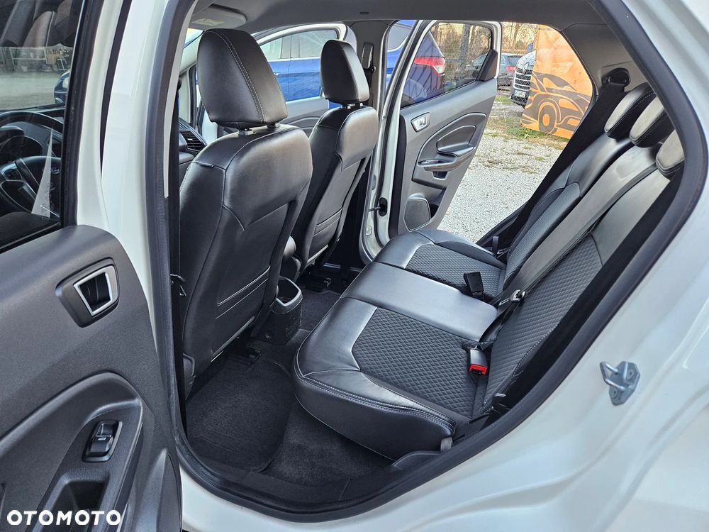 Ford EcoSport 1.5 TDCi TITANIUM - 18