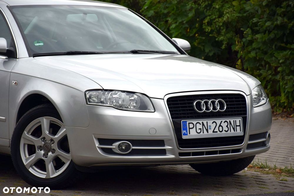 Audi A4 Limousine