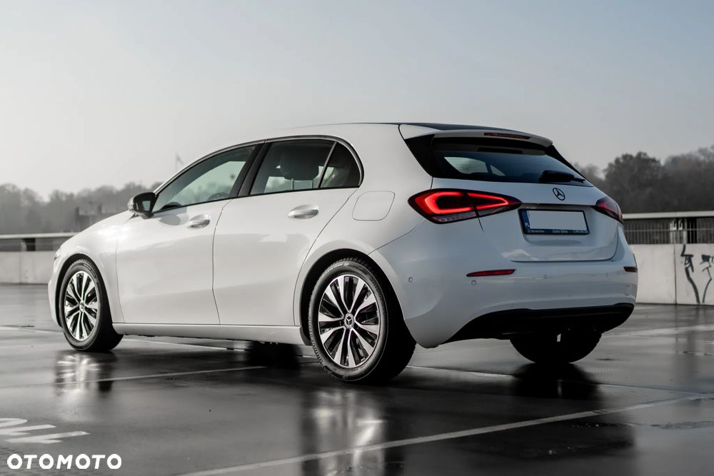 Mercedes-Benz Klasa A 180 Style 7G-DCT - 29