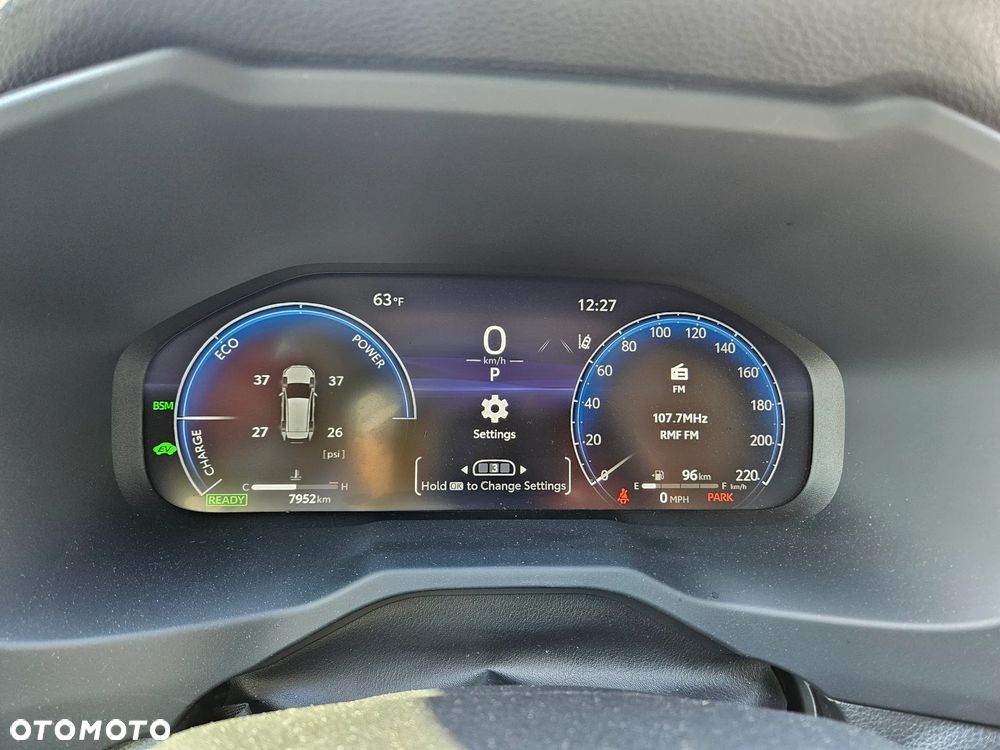 Toyota RAV4 2.5 Hybrid Black Edition by JBL 4x4 - 35
