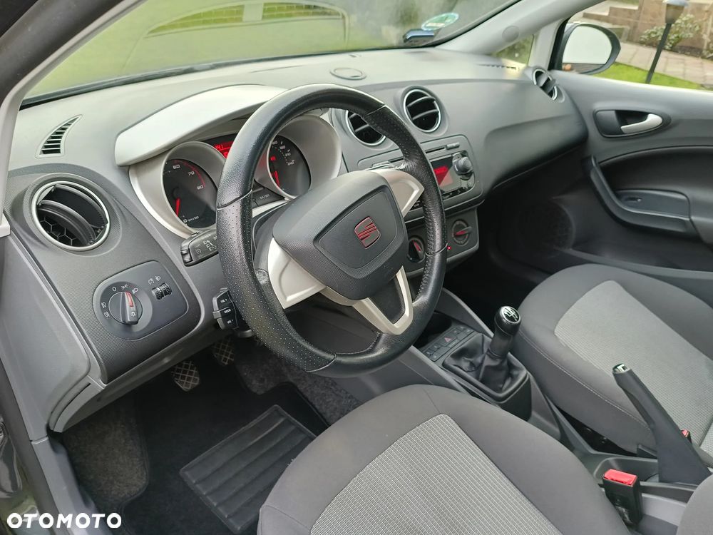 Seat Ibiza 1.4 16V Style - 33