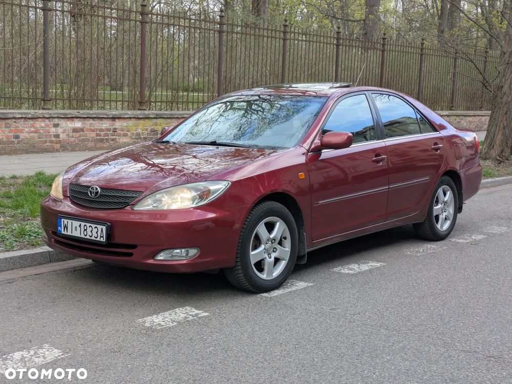 Toyota Camry 3.0 V6 - 1