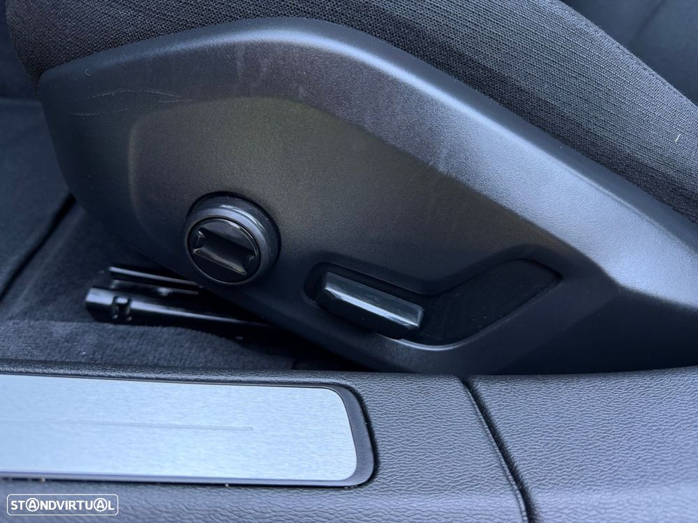 Volvo V60 2.0 T6 AWD TE Inscription Expression - 17