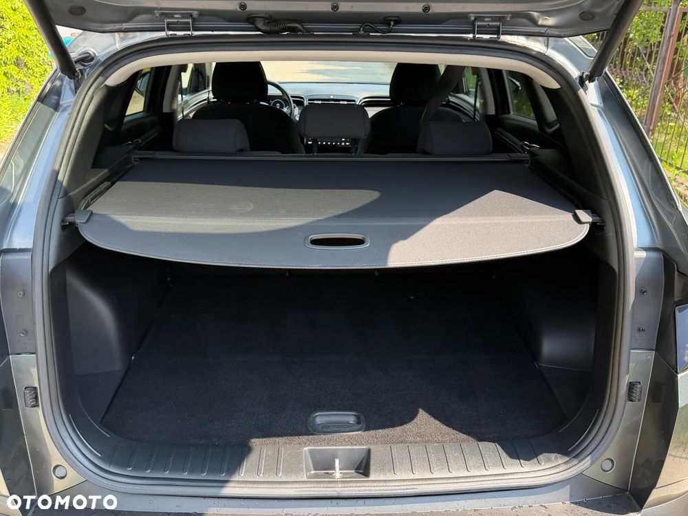 Hyundai Tucson 1.6 T-GDi HEV Executive 4WD - 37