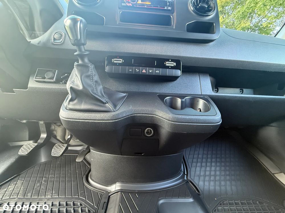 Mercedes-Benz Sprinter 317 CDI Long SELECT 907.235 - 28