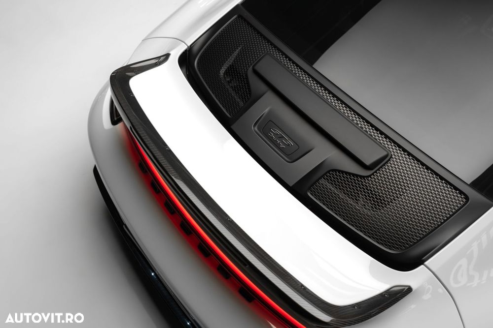 Porsche 992 - 12