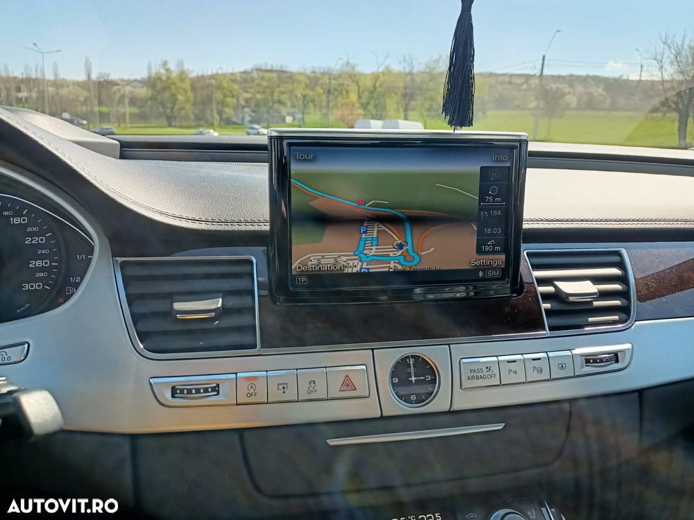 Audi A8 3.0 TDI DPF clean quattro tiptronic - 13