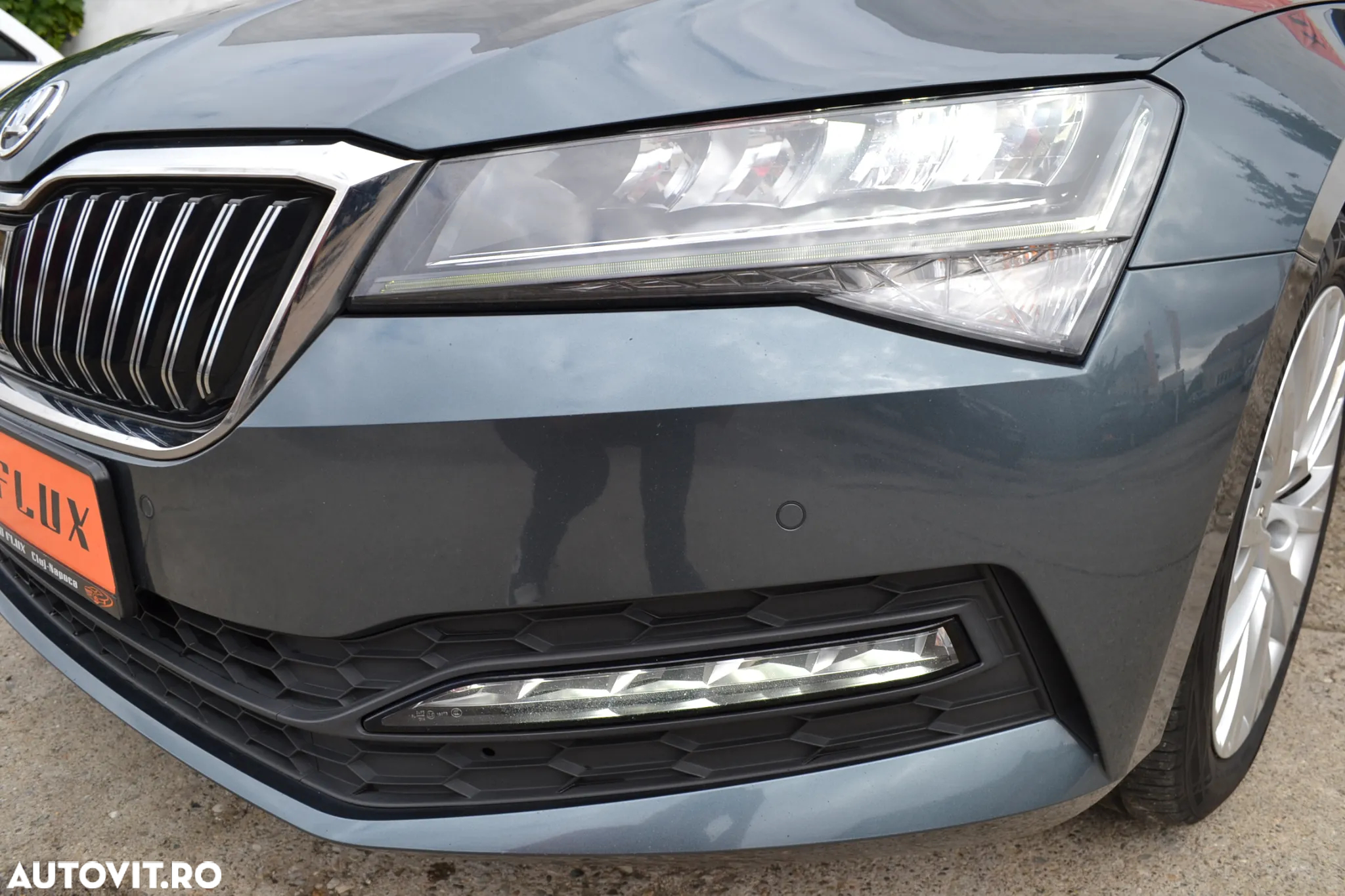 Skoda Superb 2.0 TDI 4x4 DSG Ambition - 33