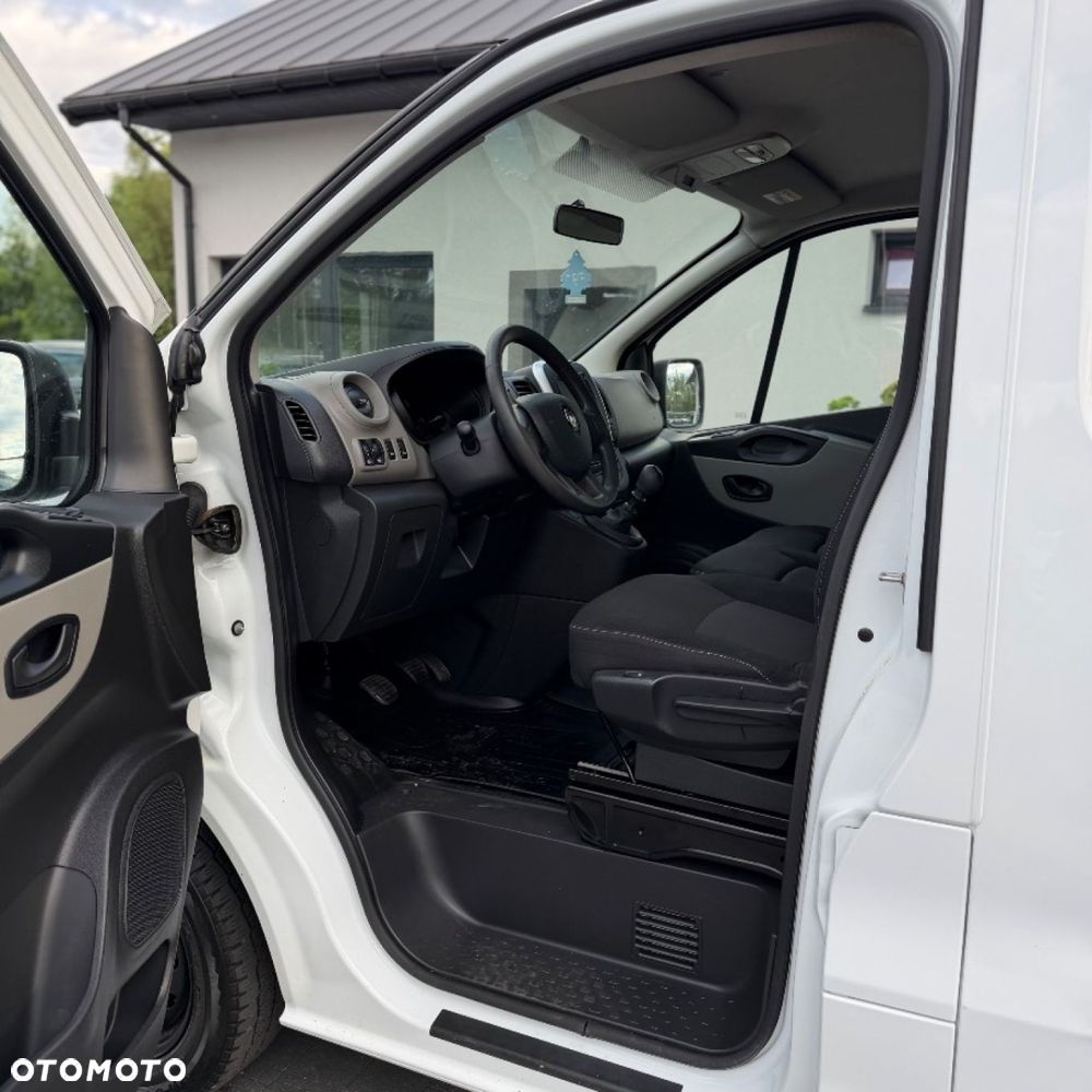 Renault Trafic - 17