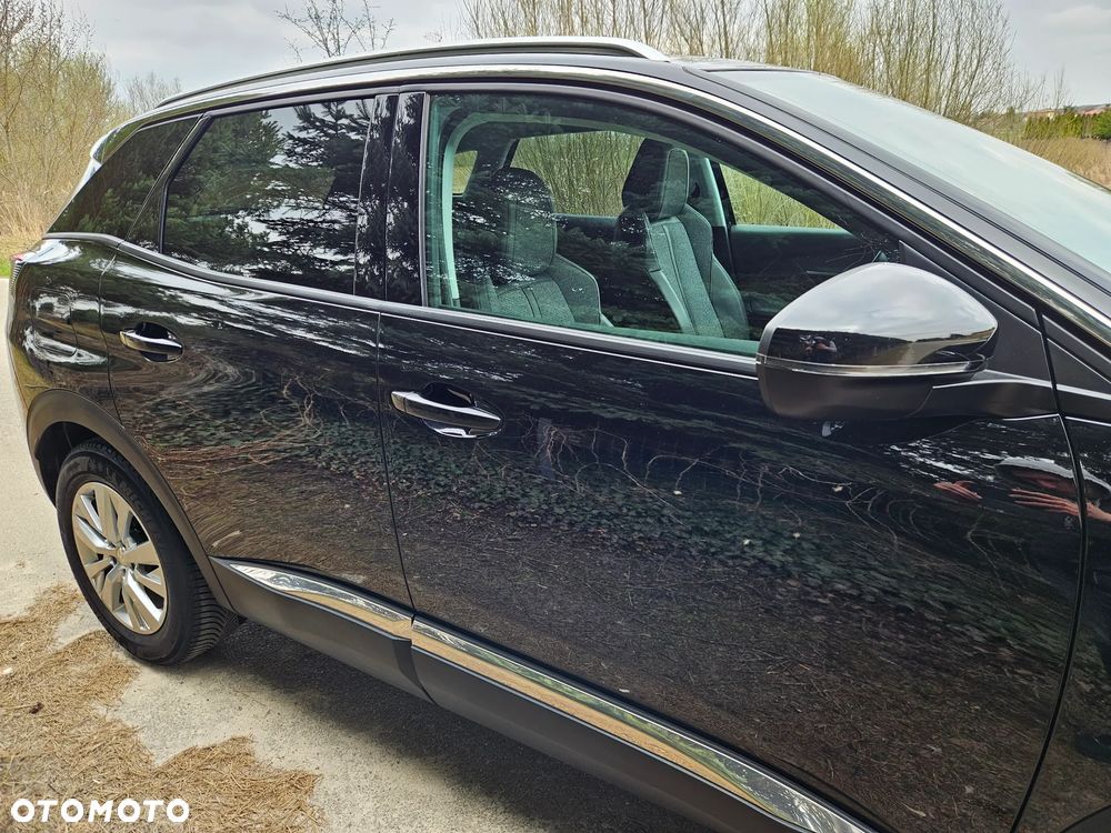 Peugeot 3008 PureTech 130 Stop & Start GPF Allure - 12