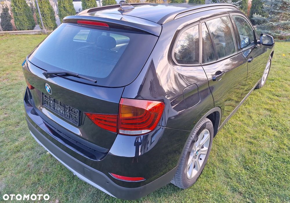 BMW X1 sDrive20i Sport Line - 9