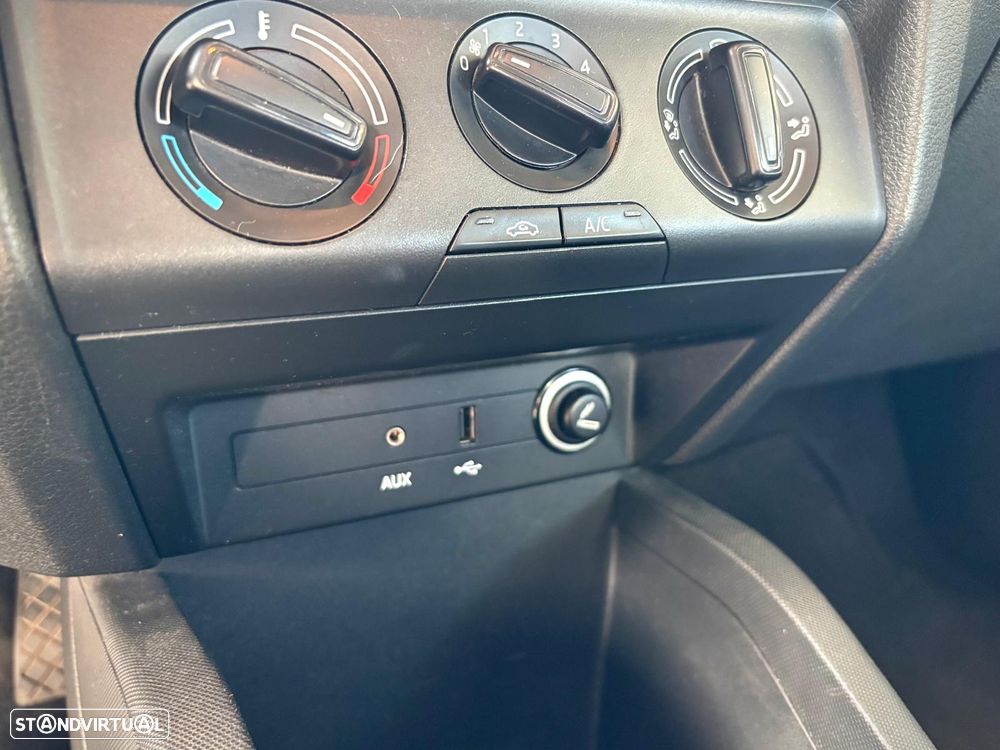 Skoda Fabia 1.0 Active - 25