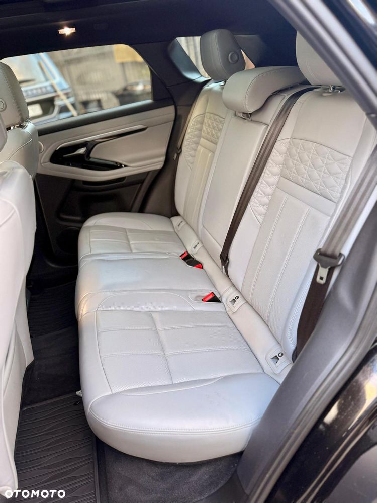 Land Rover Range Rover Evoque - 17