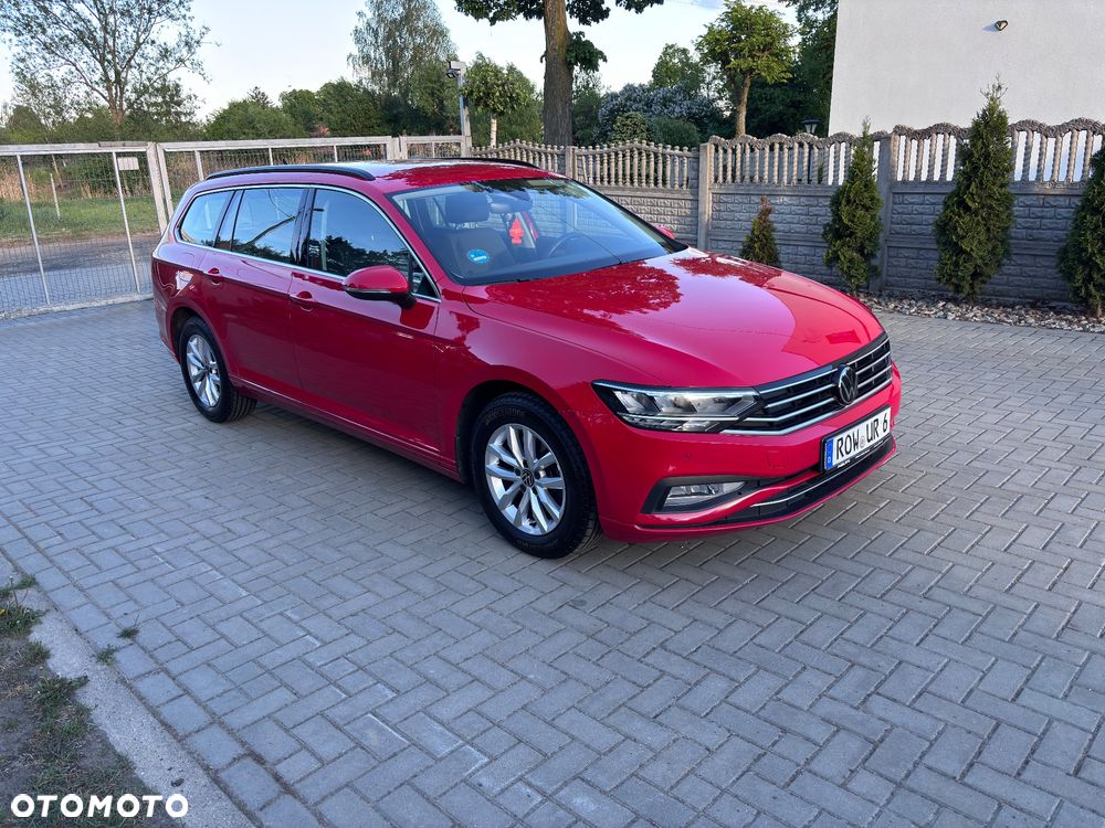 Volkswagen Passat Variant 2.0 TDI SCR DSG BlueMotion Comfortline - 2