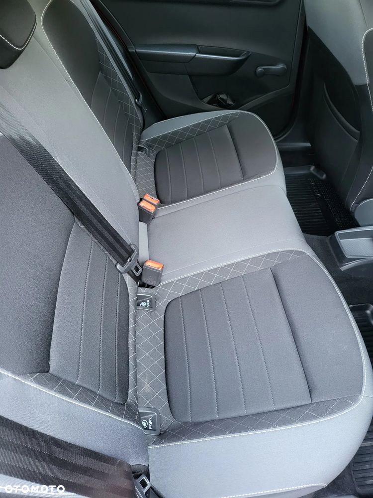 Skoda Fabia 1.0 TSI Ambition - 11