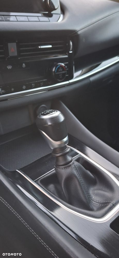 Nissan Qashqai 1.3 DIG-T MHEV N-Connecta - 9