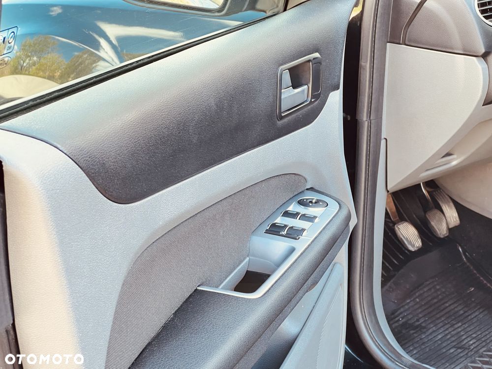 Ford Focus 2.0 TDCi Titanium - 19