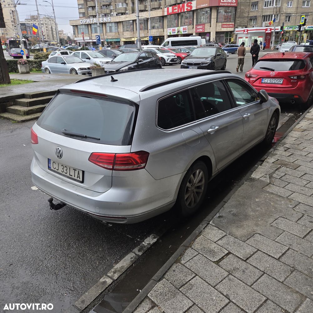 Volkswagen Passat - 4