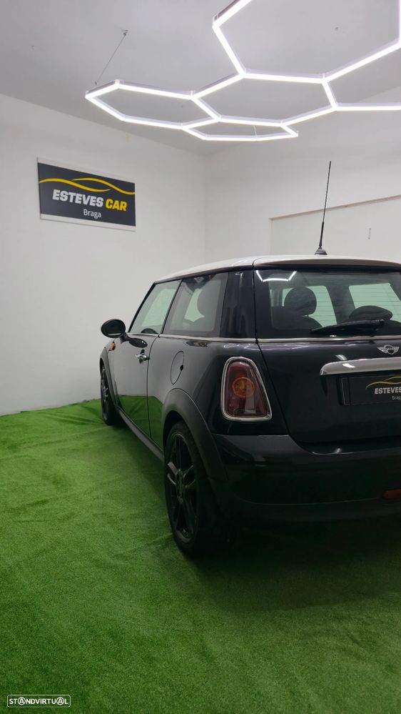 MINI 3 Portas Cooper D - 5