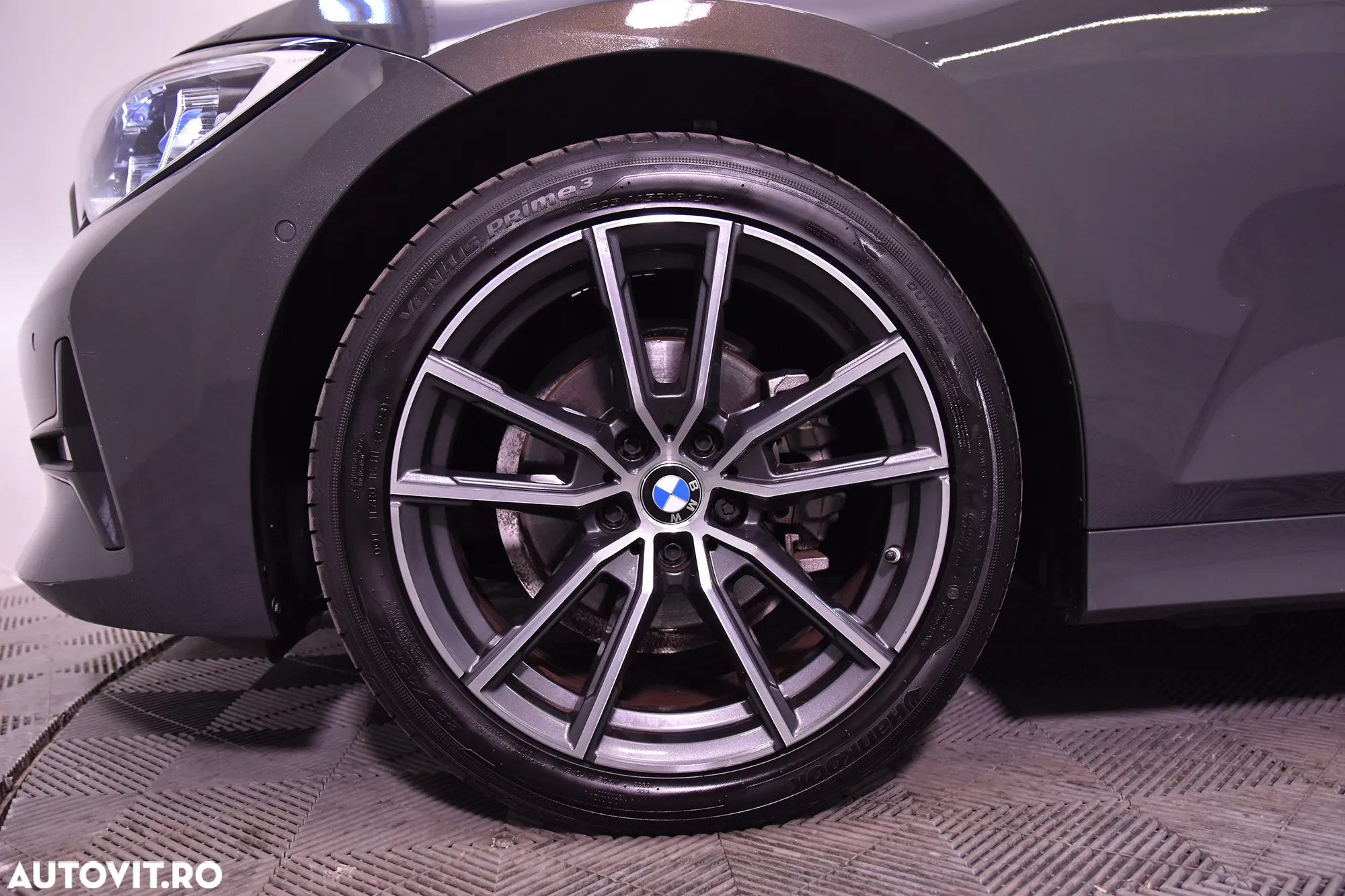 BMW Seria 3 318i Touring Aut. - 13