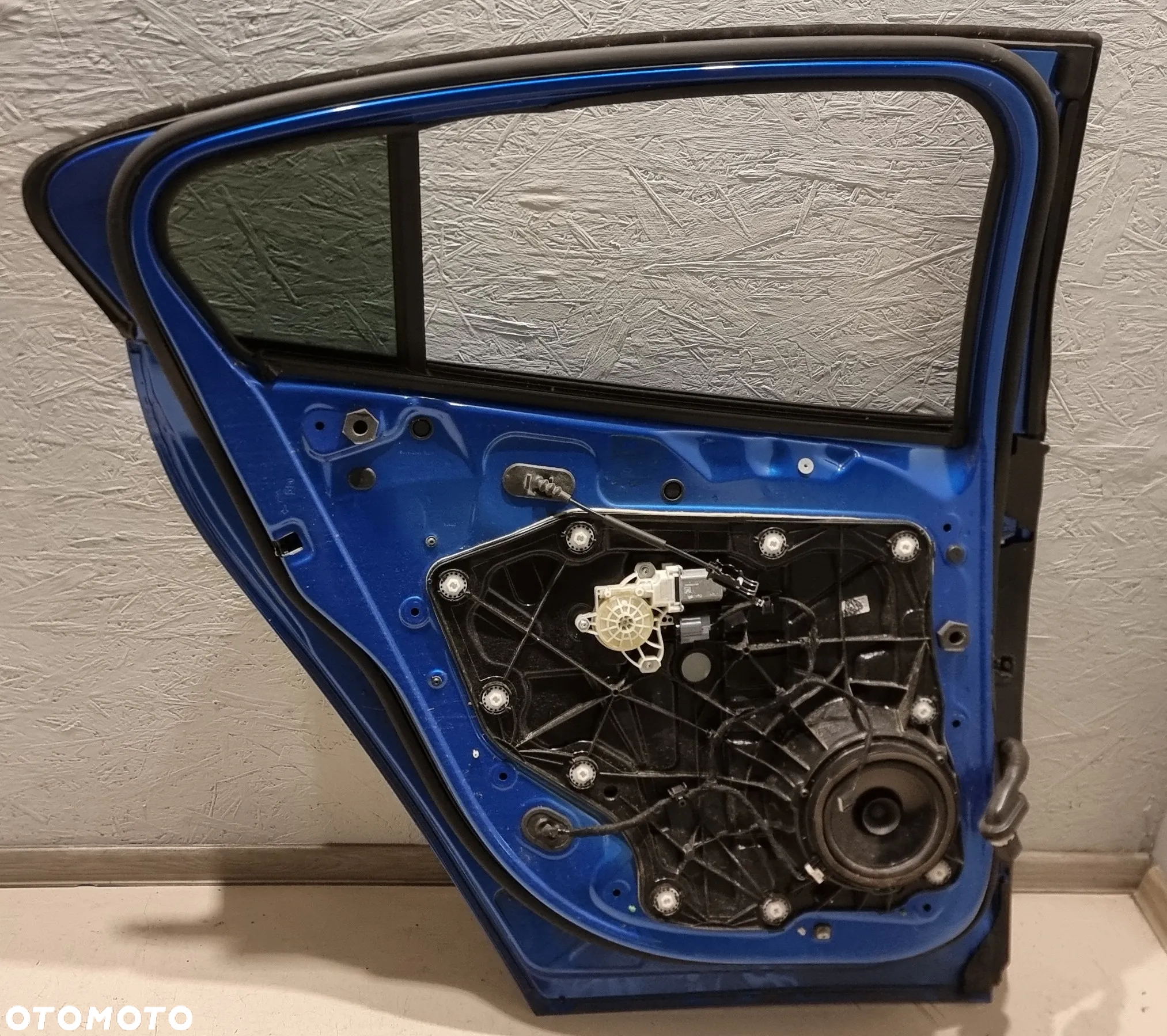 Drzwi lewy tył FORD FOCUS MK4 IV HB '18-. demontaż - 6