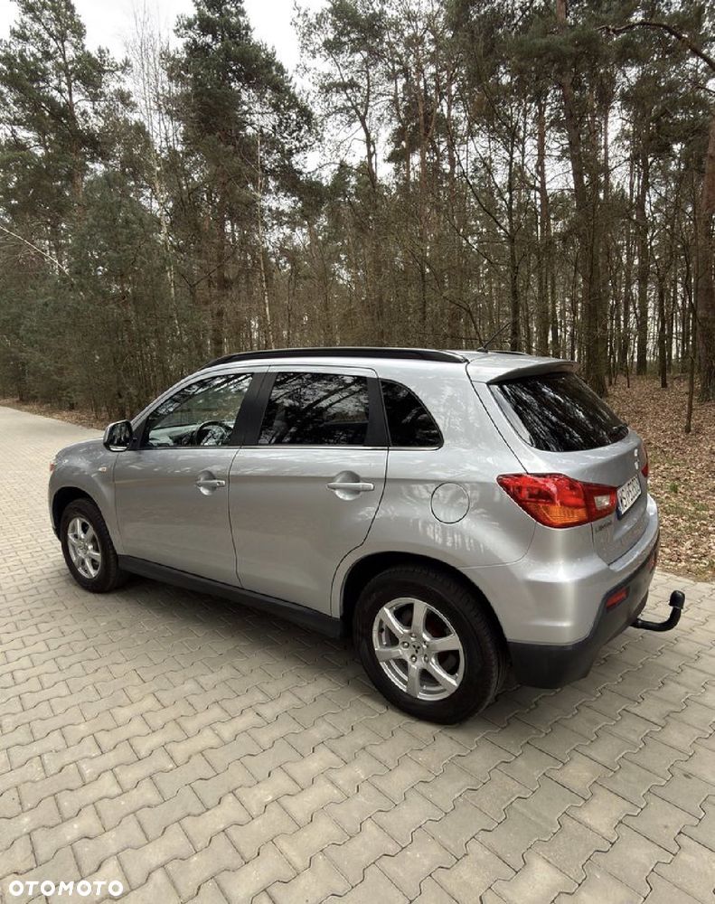 Mitsubishi ASX - 3