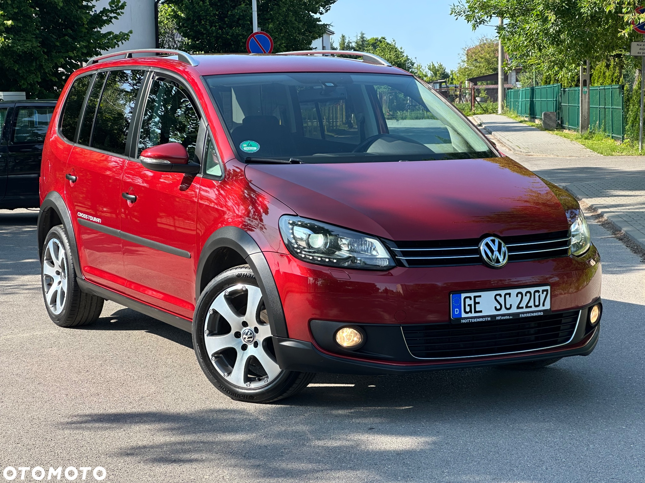 Volkswagen Touran 1.4 TSI Cross - 2
