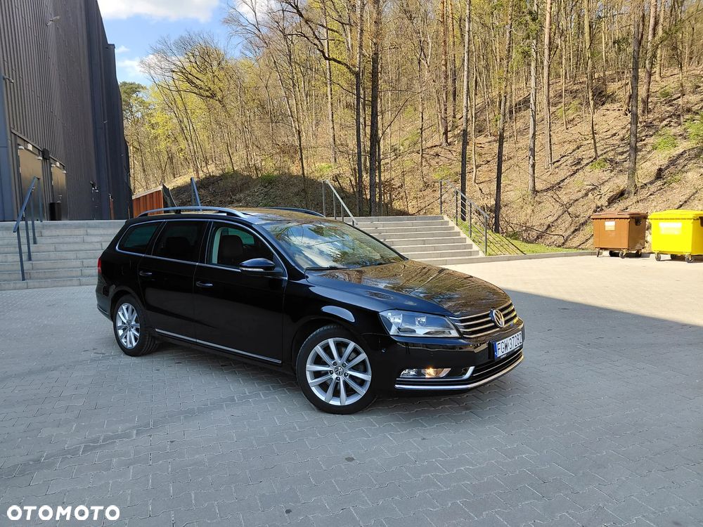 Volkswagen Passat - 32