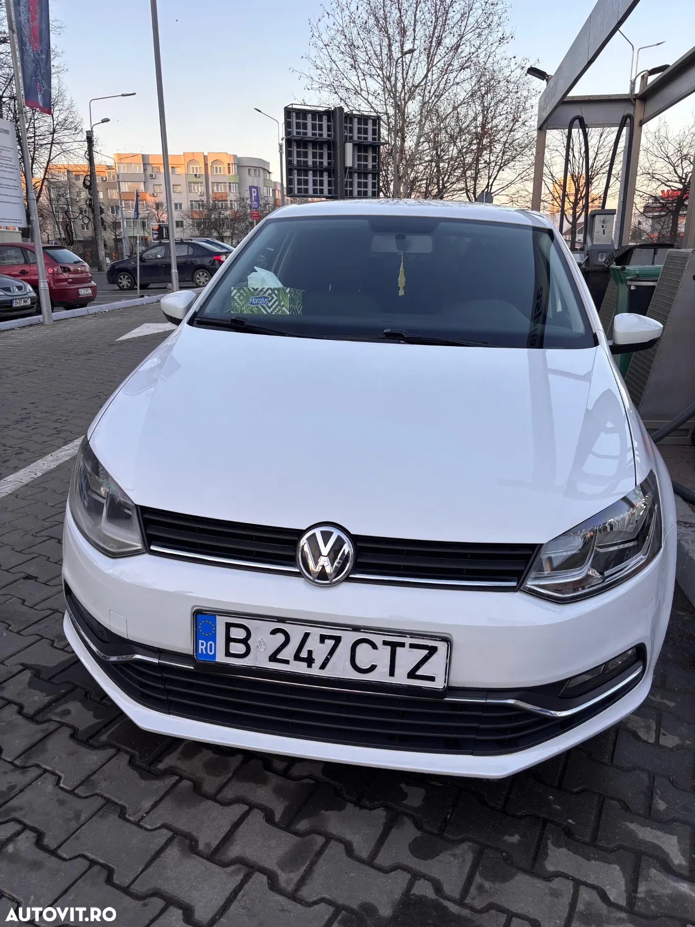 Volkswagen Polo 1.2 TSI BMT Comfortline - 9