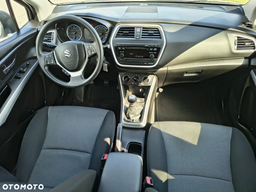 Suzuki SX4 S-Cross 1.6 VVT 4x2 Comfort+ - 17