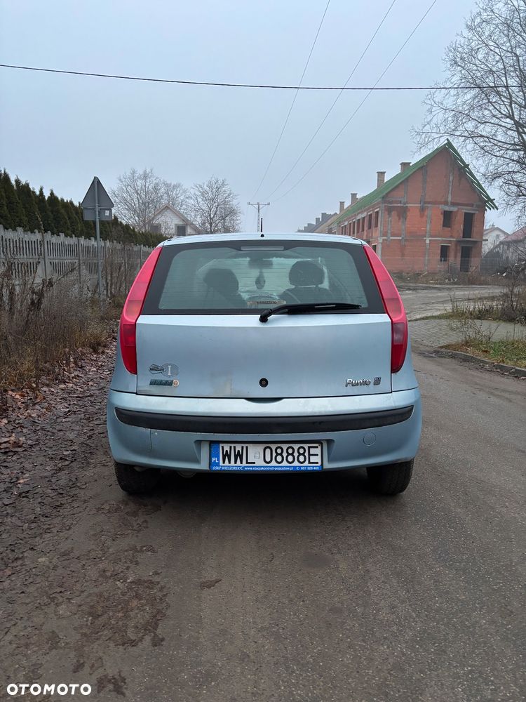 Fiat Punto 1.2 8V - 5