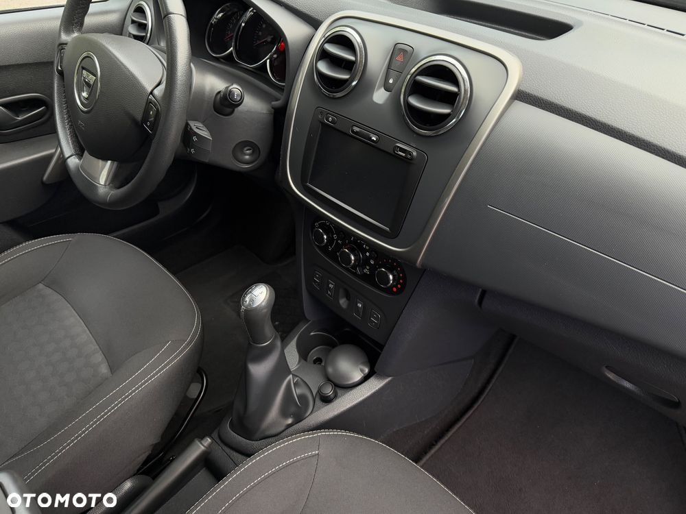 Dacia Logan TCe 90 S&S Laureate - 33