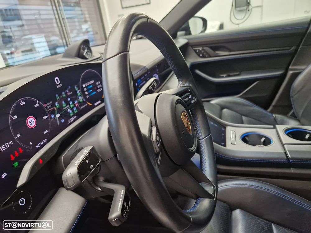 Porsche Taycan 4S - 16