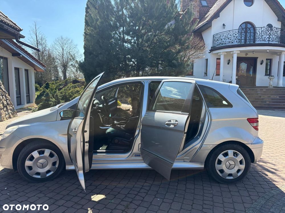 Mercedes-Benz Klasa B 180 CDI - 10