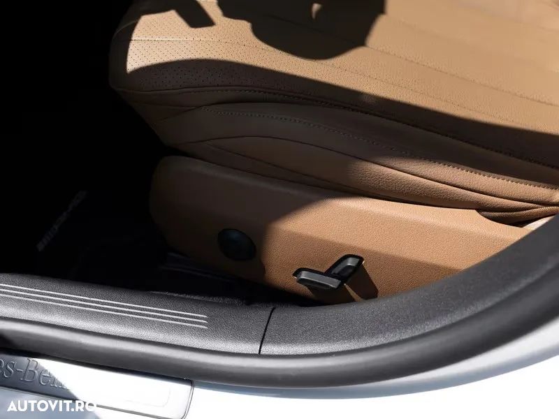 Mercedes-Benz E 200 9G-TRONIC Edition AMG Line - 9