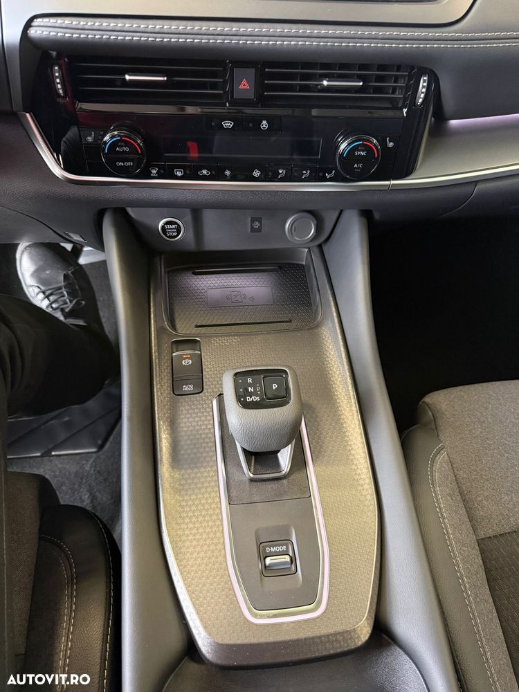 Nissan Qashqai 1.3 l MHEV X-Tronic N-Connecta - 17