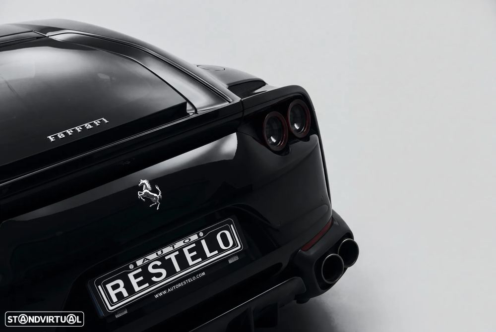 Ferrari 812 Superfast 6.5 V12 - 6