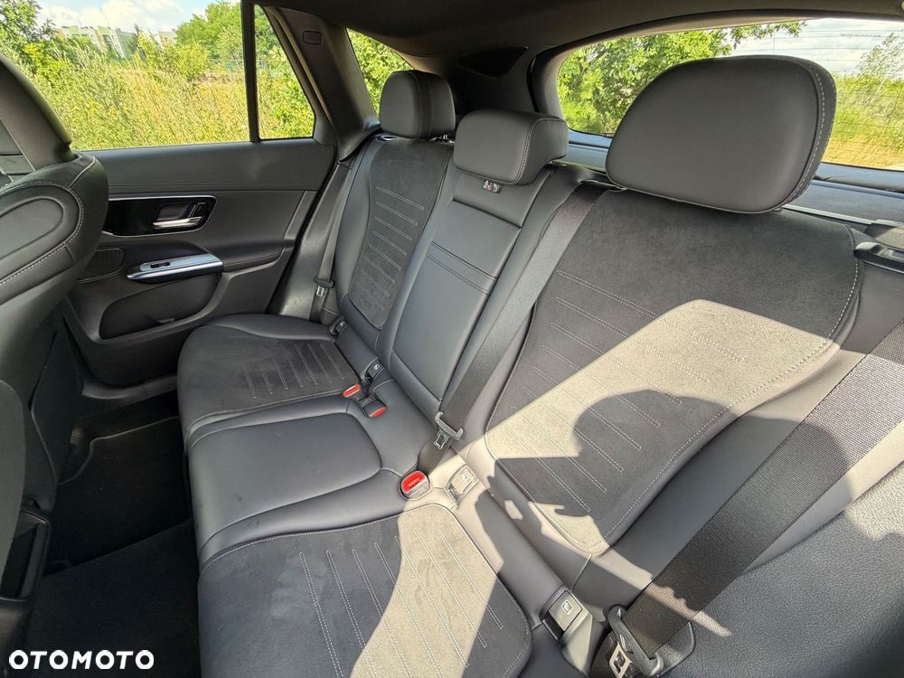 Mercedes-Benz GLC 300 de PHEV 4-Matic AMG Line - 22