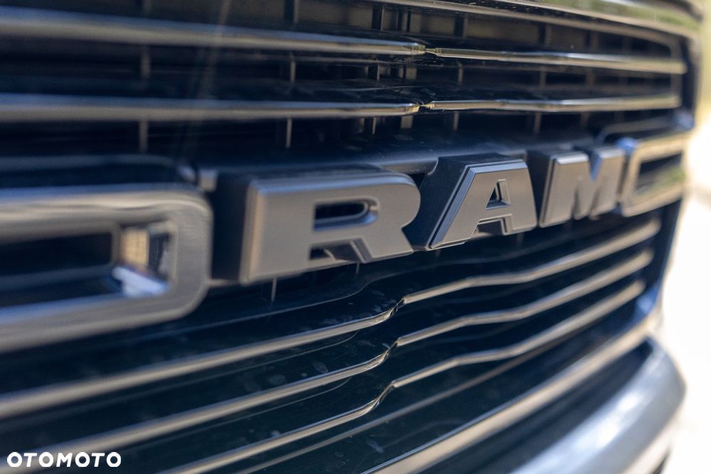 RAM 1500 5.7 Crew Cab Bighorn - 11