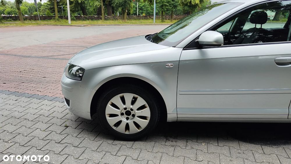 Audi A3 Sportback 1.6 Attraction - 3