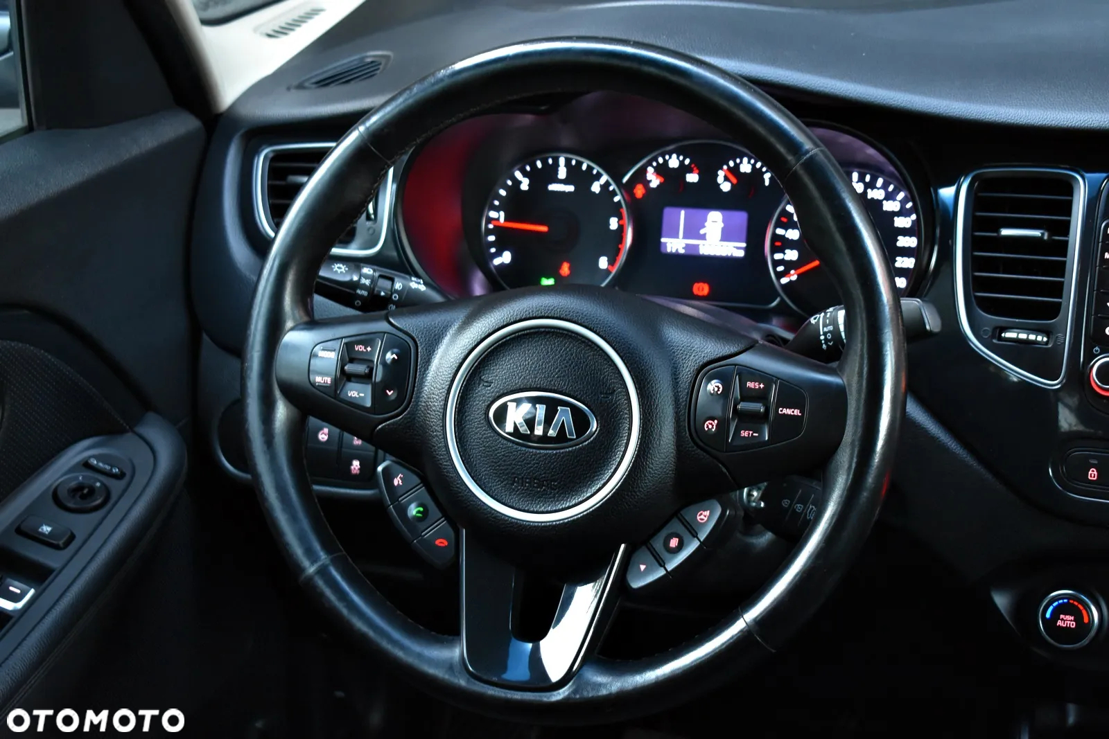 Kia Sportage - 30