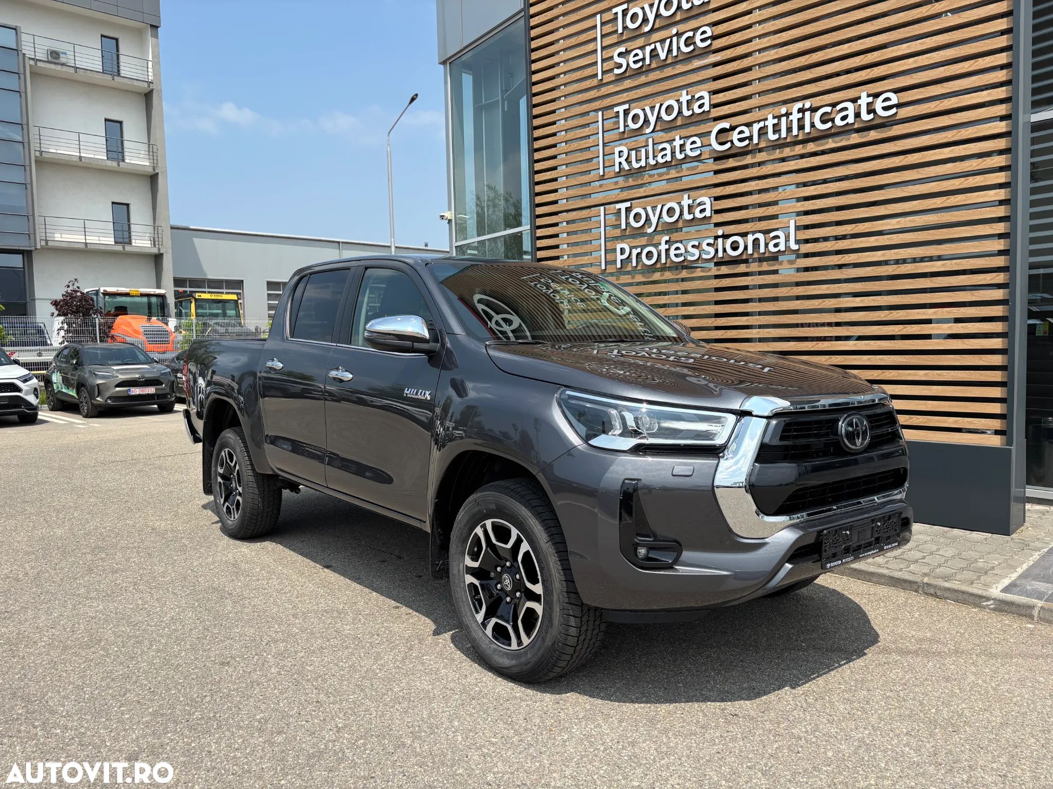 Toyota Hilux 2.4D 150CP 4x4 Double Cab AT Executive - 1
