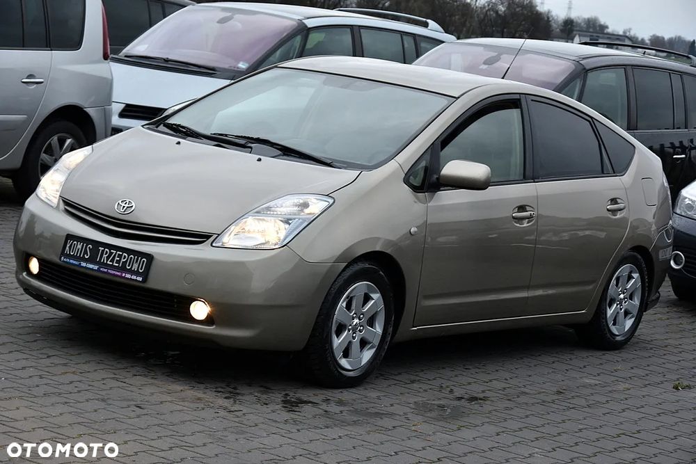 Toyota Prius 1.5 VVT-i Prestige - 6