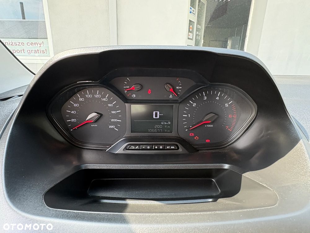 Peugeot Partner - 8