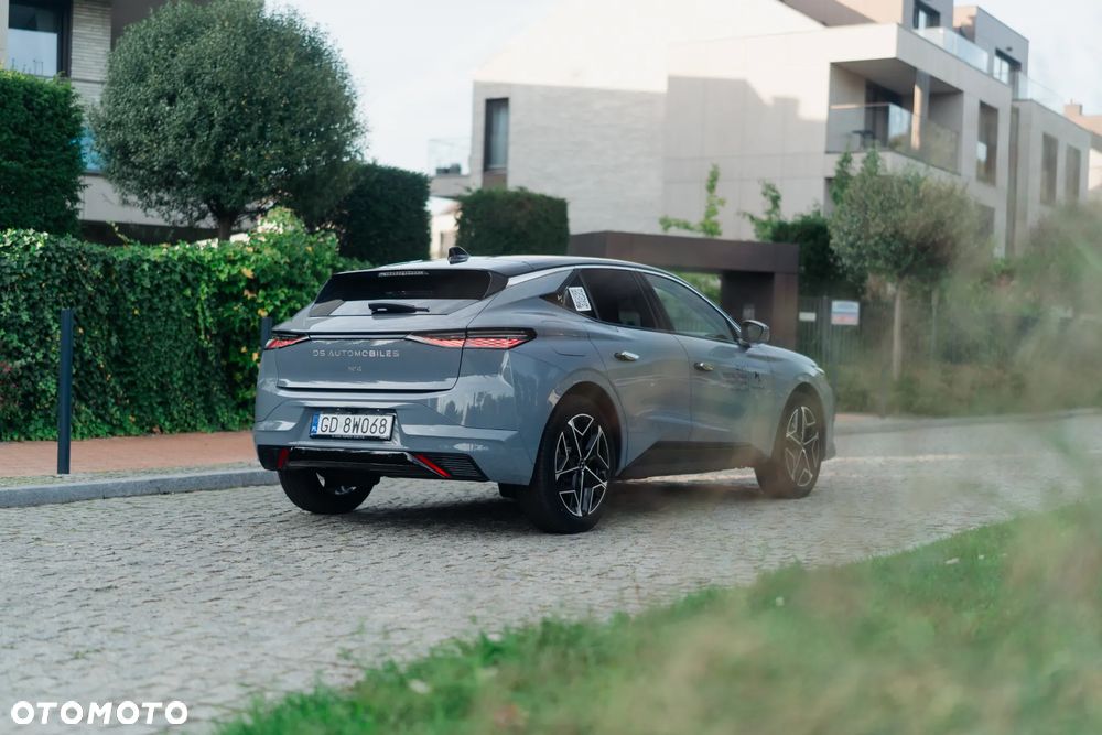 DS Automobiles DS 4 - 7