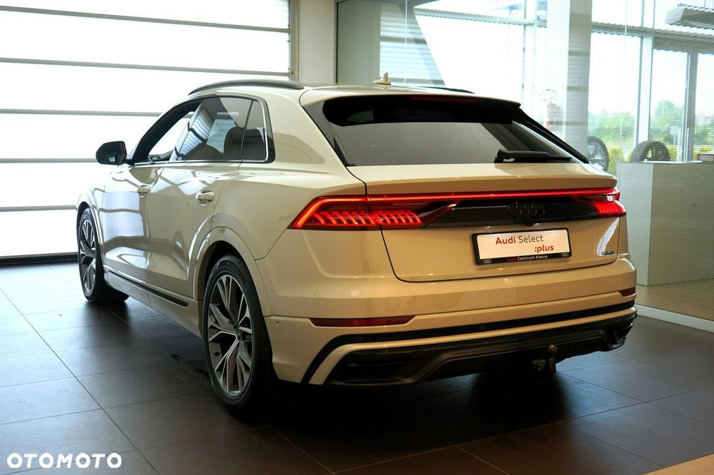 Audi Q8 - 3