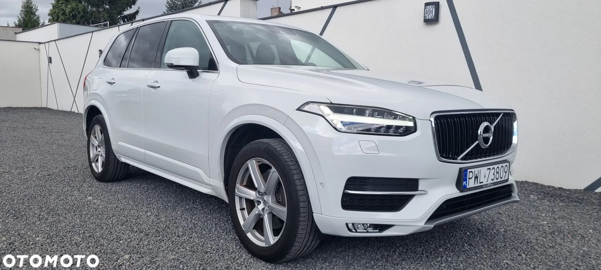 Volvo XC 90 D5 AWD Momentum - 1