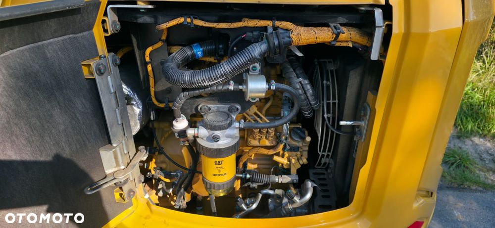 Caterpillar 302,7 CR    / 302. 303, 301.8 , 304 , 305 - 12